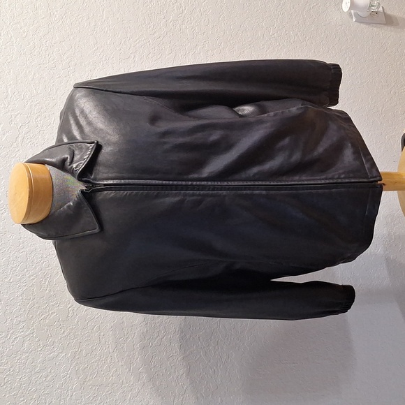 Danier Other - Danier Canada Genuine leather Jacket